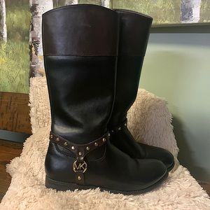 GIRLS size 4 MK Boots